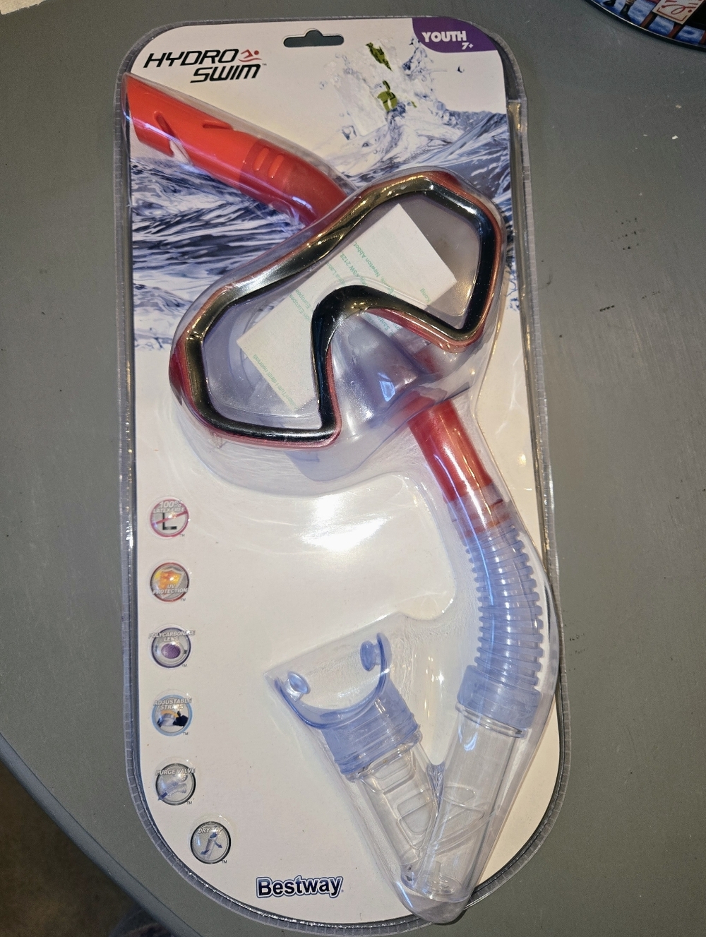 Hydro Swim Youth Snorkel Mask and Snorkel - Red/Black/Clear NEW